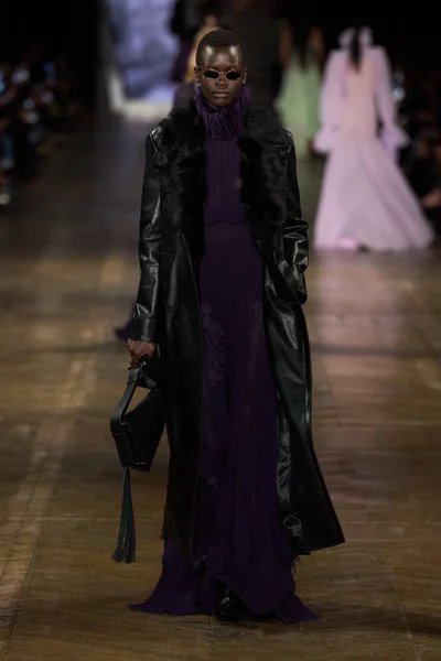 Look 22